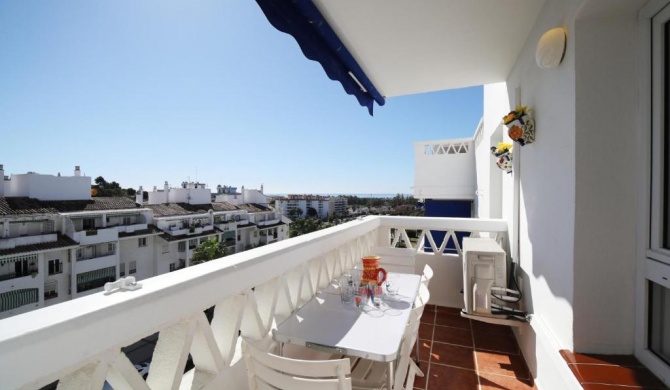 Marbella Secure underground parking garage Swimming pool Air conditioning Fast Wifi