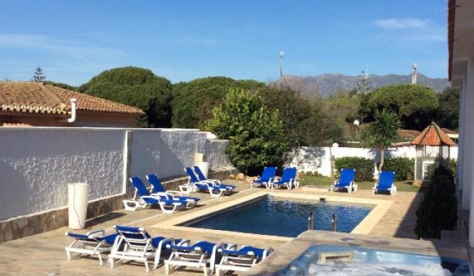 Apartamentos y Habitaciones KAI MARBELLA - Adults Only