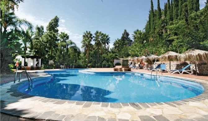 Stunning apartment in Marbella-Las Chapas with 2 Bedrooms, WiFi and Outdoor swimming pool