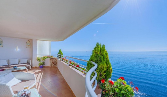 Beachfront Apartment Marbella Center