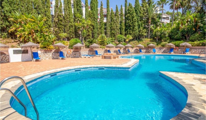 Beautiful apartment in Marbella w/ Outdoor swimming pool, Outdoor swimming pool and 2 Bedrooms