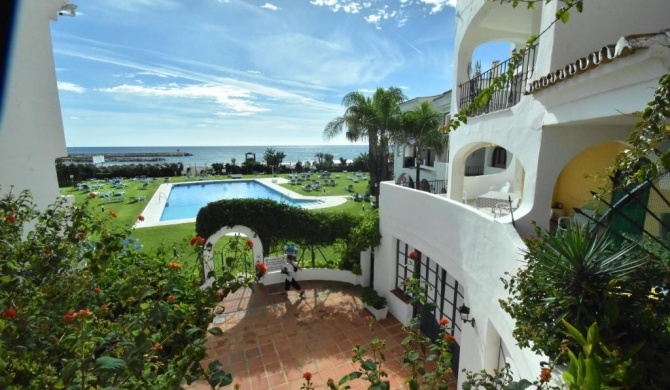 Cabopino Apartament, Marbella´s Beach