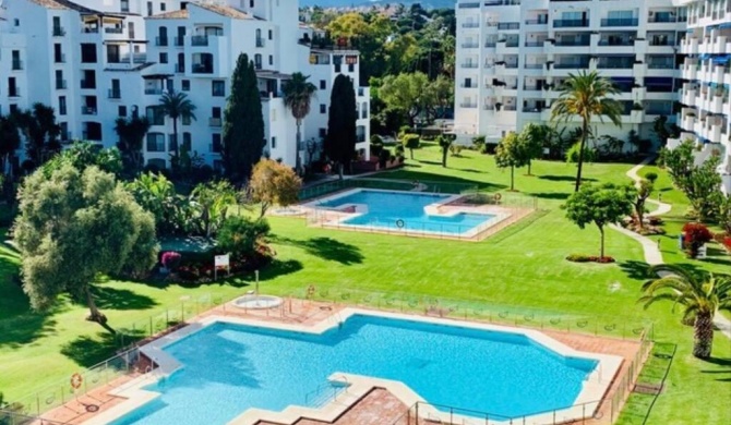 Céntrico Apartmento en Jardines de Puerto Banus/6 pax