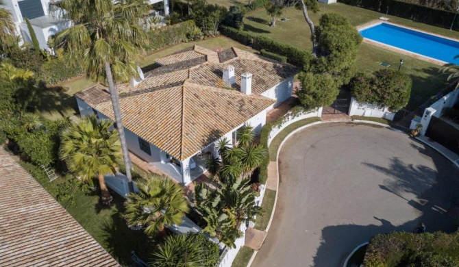 Charming 4bedroom Villa in Los Monteros Beach