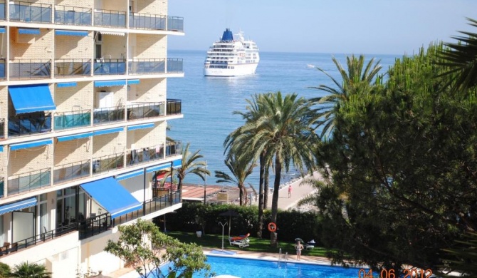 Skol 242 Excellent One Bedroom Apartment with Sea Views