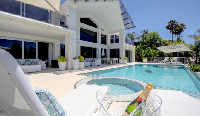 Luxury Villa-Los Naranjos Golf Club