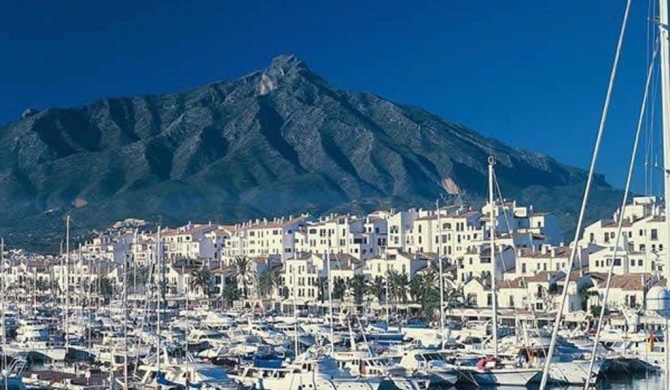 Puerto Banus 2 Bedrooms Apartment P2