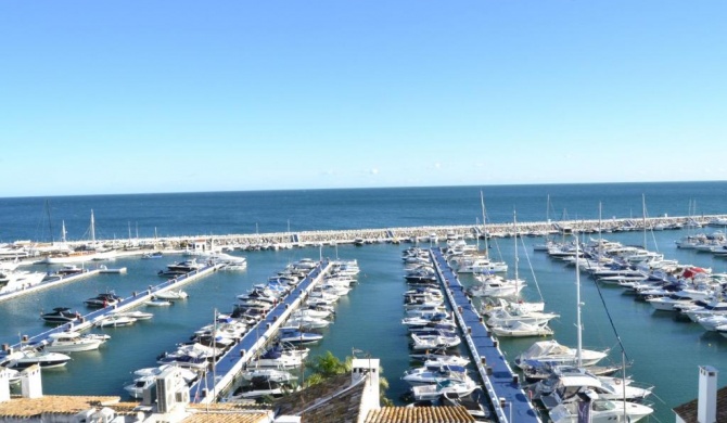 Puerto Banús Penthouse Marina Views - RDR118