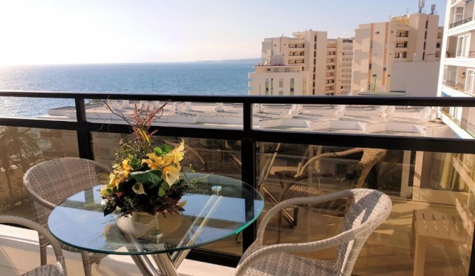 Skol 508 West Facing Duplex Apartment with Amazing Sea Views