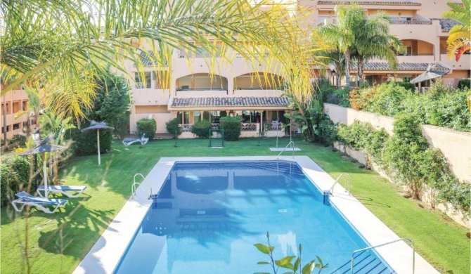 Stunning apartment in Marbella with 2 Bedrooms, WiFi and Swimming pool