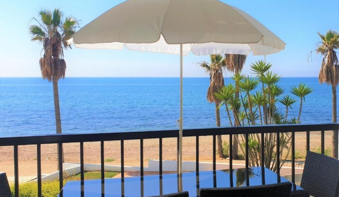 Dona Lola Micaela Beach front duplex apartment with open sea and beach views located between Marbella and Fuengirola - Costa del Sol - CS148