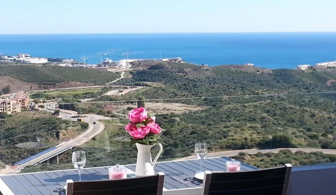 Luxury Apartment Cala Hills