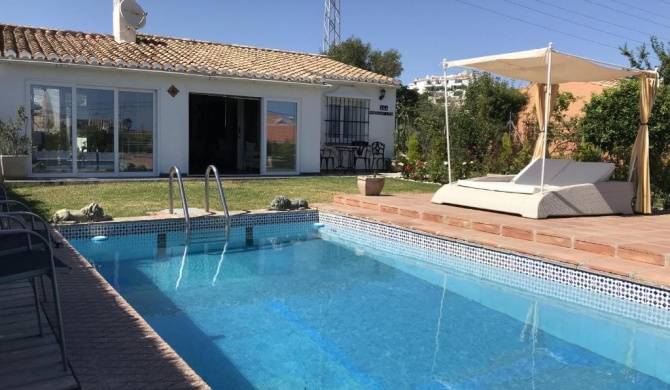 Preciosa villa con piscina privada