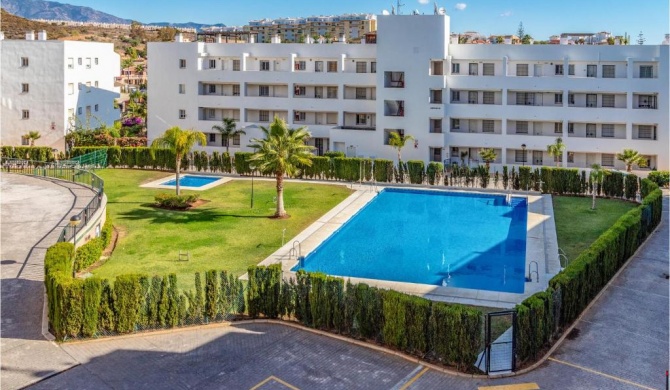 Stunning apartment in Mijas Costa with WiFi, Outdoor swimming pool and Swimming pool