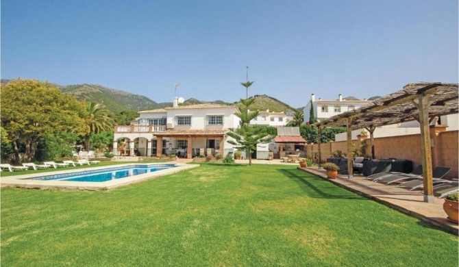 Nice home in Mijas Pueblo with 5 Bedrooms, WiFi and Outdoor swimming pool