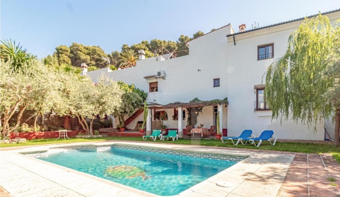 Amazing home in Montecorto with 3 Bedrooms, WiFi and Outdoor swimming pool