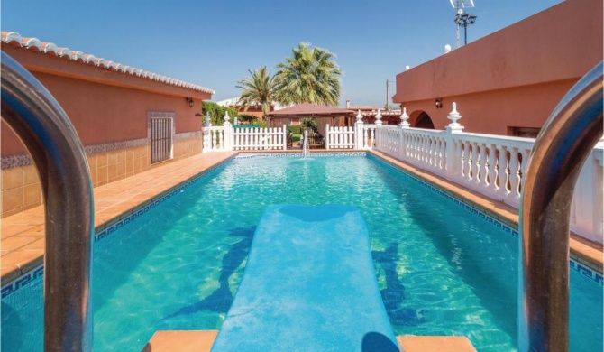 Awesome home in Motril with 3 Bedrooms, Outdoor swimming pool and Swimming pool