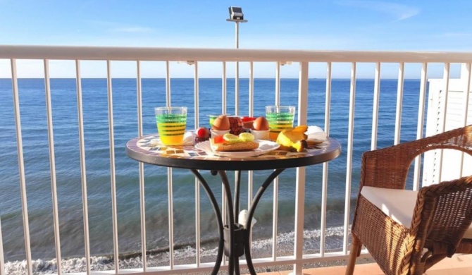 Apartment over torrecilla beach promenade