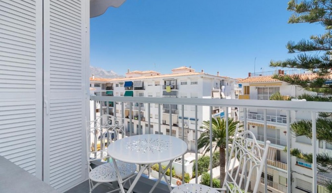 Torrecilla Beach Apartment Nerja