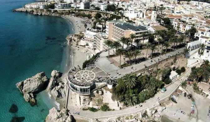 Nerja Burriana Playa