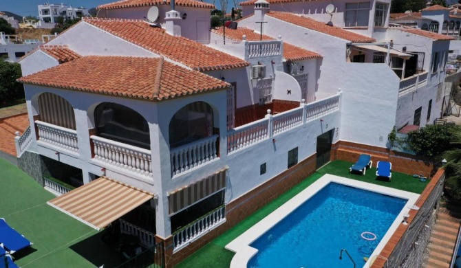 Villa Ana Spainsunrentals 1001