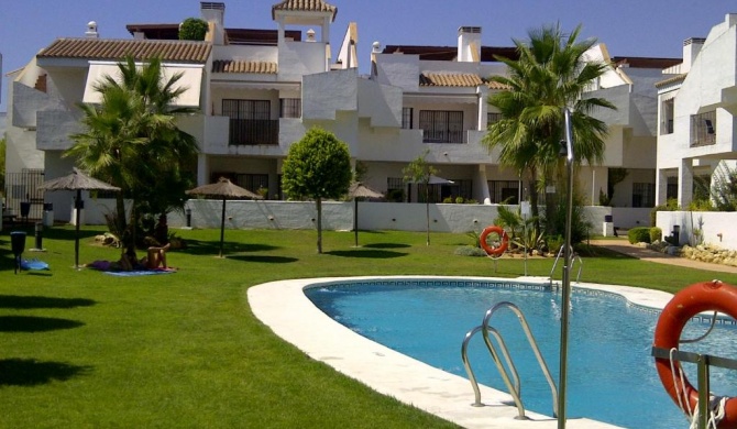 APARTAMENTO LA HACIENDA GOLF DE ISLANTILLA