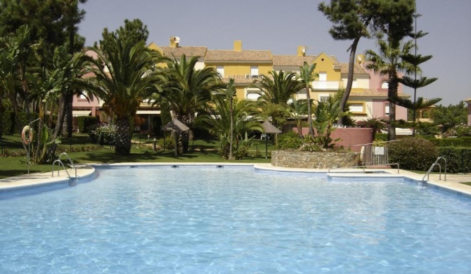 Magnífico adosado de esquina con vistas al golf playas Islantilla