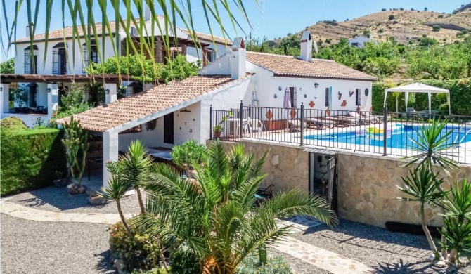 Nice home in Pizarra with 7 Bedrooms, Internet and Private swimming pool