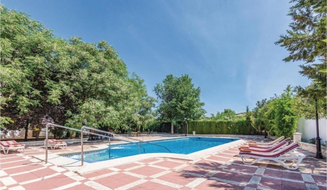 Awesome home in Priego de Crdoba with 4 Bedrooms, Outdoor swimming pool and Swimming pool