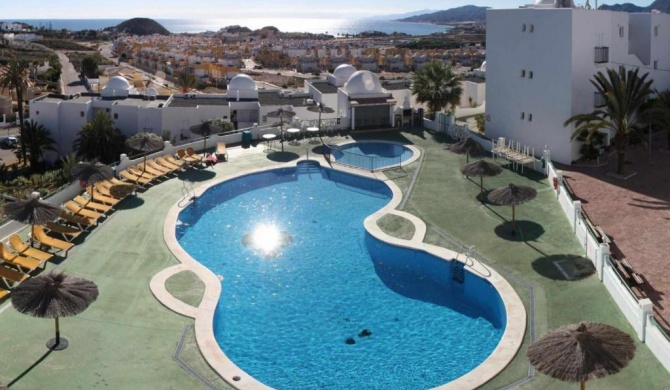 Estrelitzia apartamento con vista panorámica al mar y piscina comunitaria