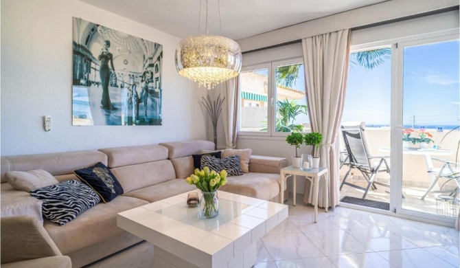 Beautiful apartment in Riviera del Sol with 2 Bedrooms, WiFi and Outdoor swimming pool