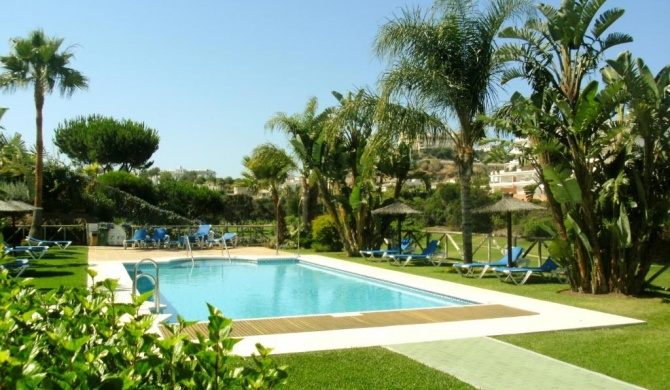 Riviera del Sol Villa Sleeps 10 Pool Air Con WiFi