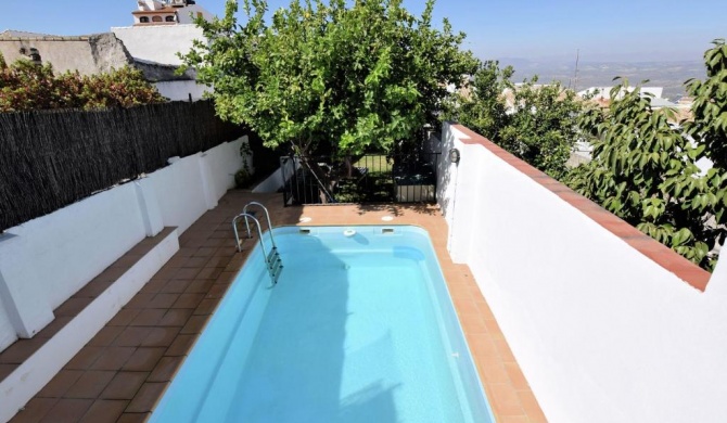 Beautiful Holiday Home with Private Swimming Pool in Rute