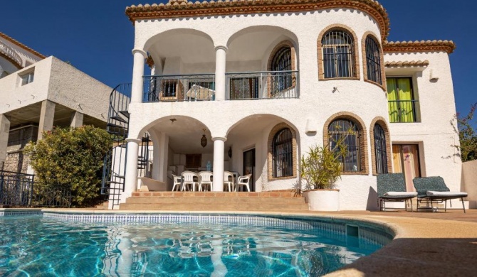 Finca Monte Mare - 3 bedrooms - private pool - quiet - stunning sea view