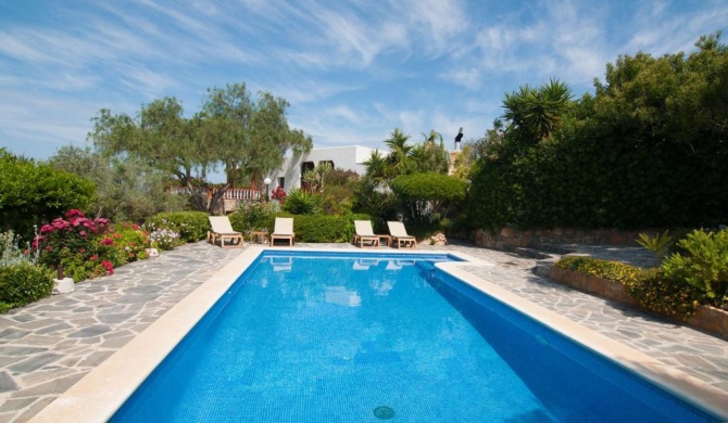 Modern Villa in St Josep de sa Talaia with Swimming Pool