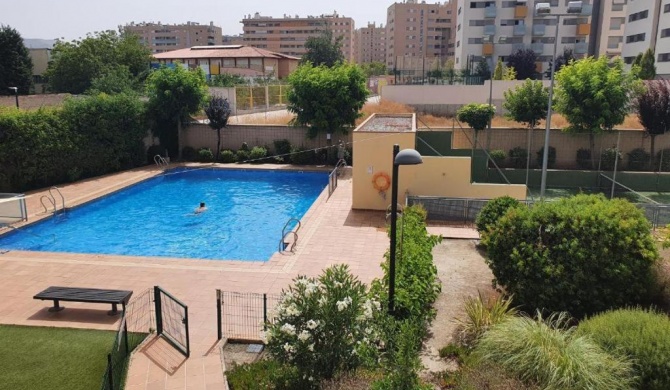 Piso centro de Granada junto al metro