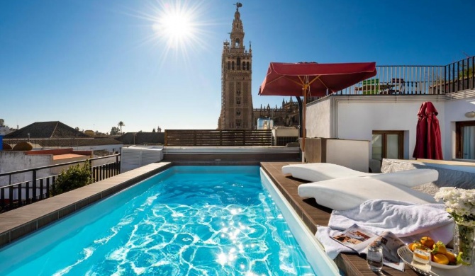 Cathedral Luxury Studio, Swimming Pool and Cathedral Views