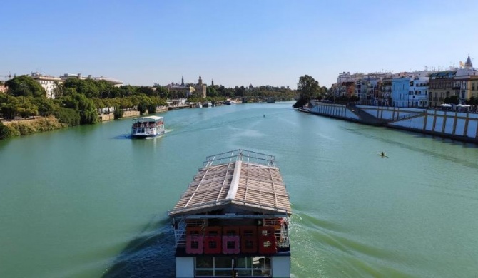 Apartamento con vistas al Rio Guadalquivir en Triana, Sevilla