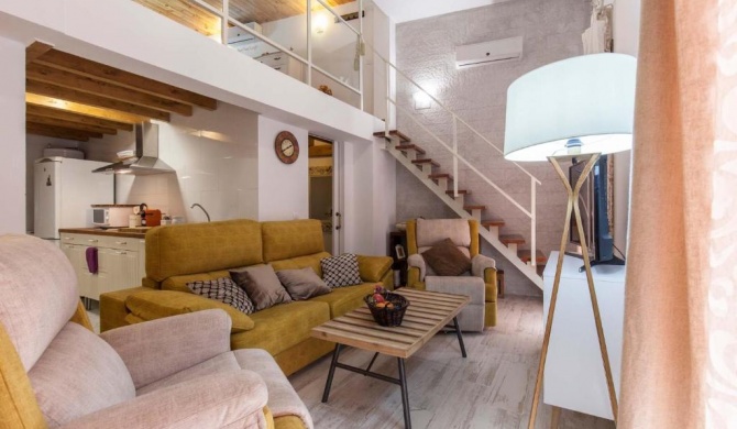 Loft / Duplex with charming historic center. WIFI