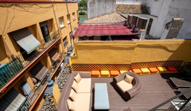 House -Rooftop&Jacuzzi -StayInSeville