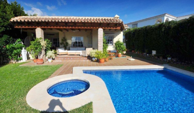 La Cala De Mijas Villa Sleeps 10 Pool Air Con WiFi