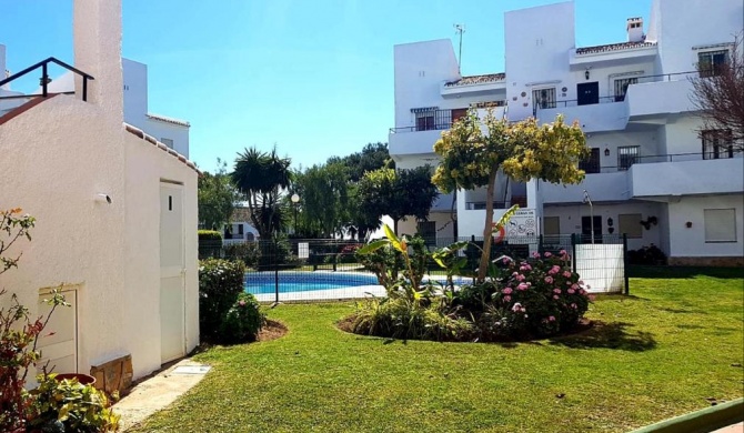 Los Geranios - Beach Apartment